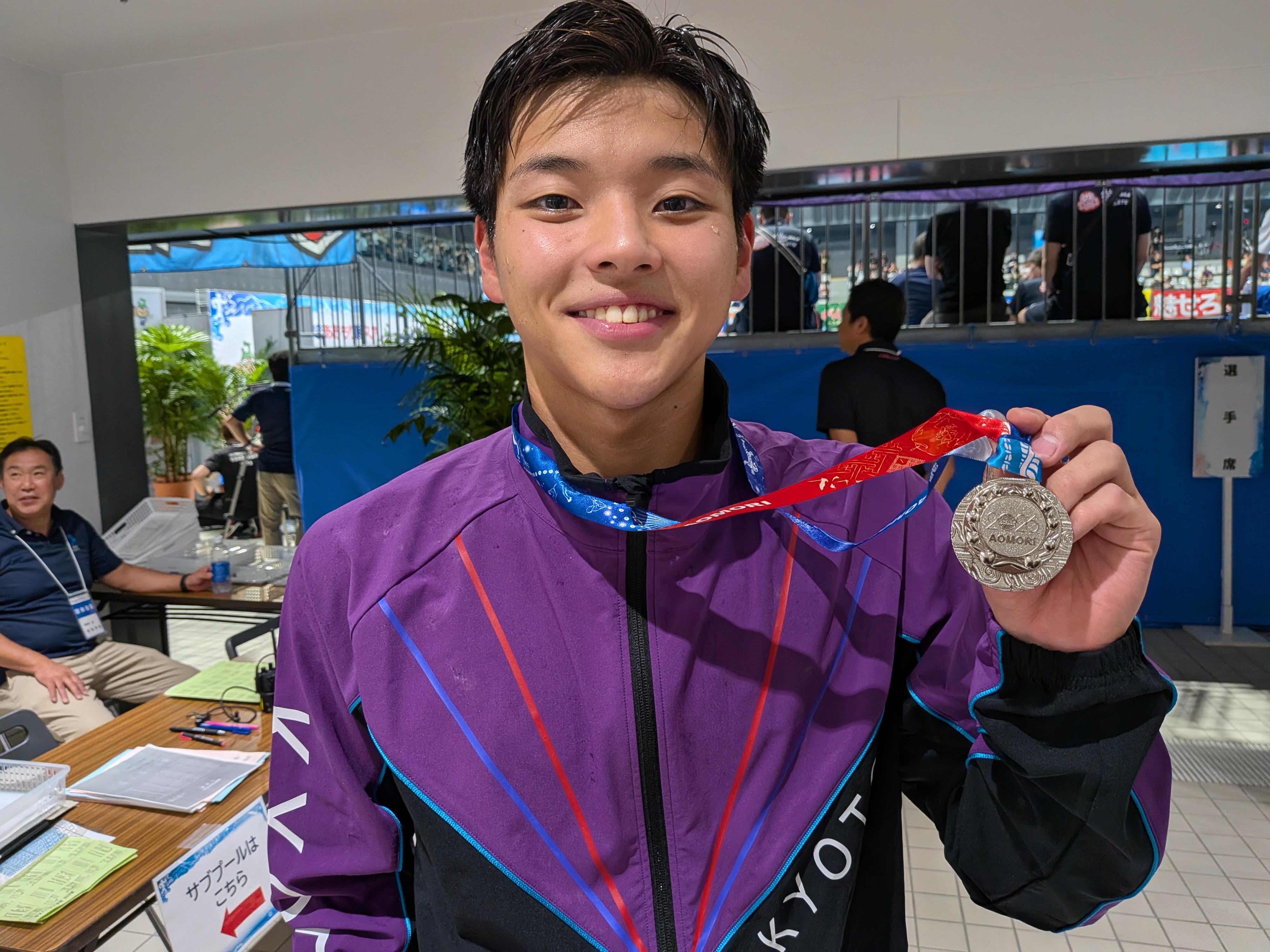 ２００M背泳ぎ２位　加藤勇登　京都新記録・京都高校新記録.jpg