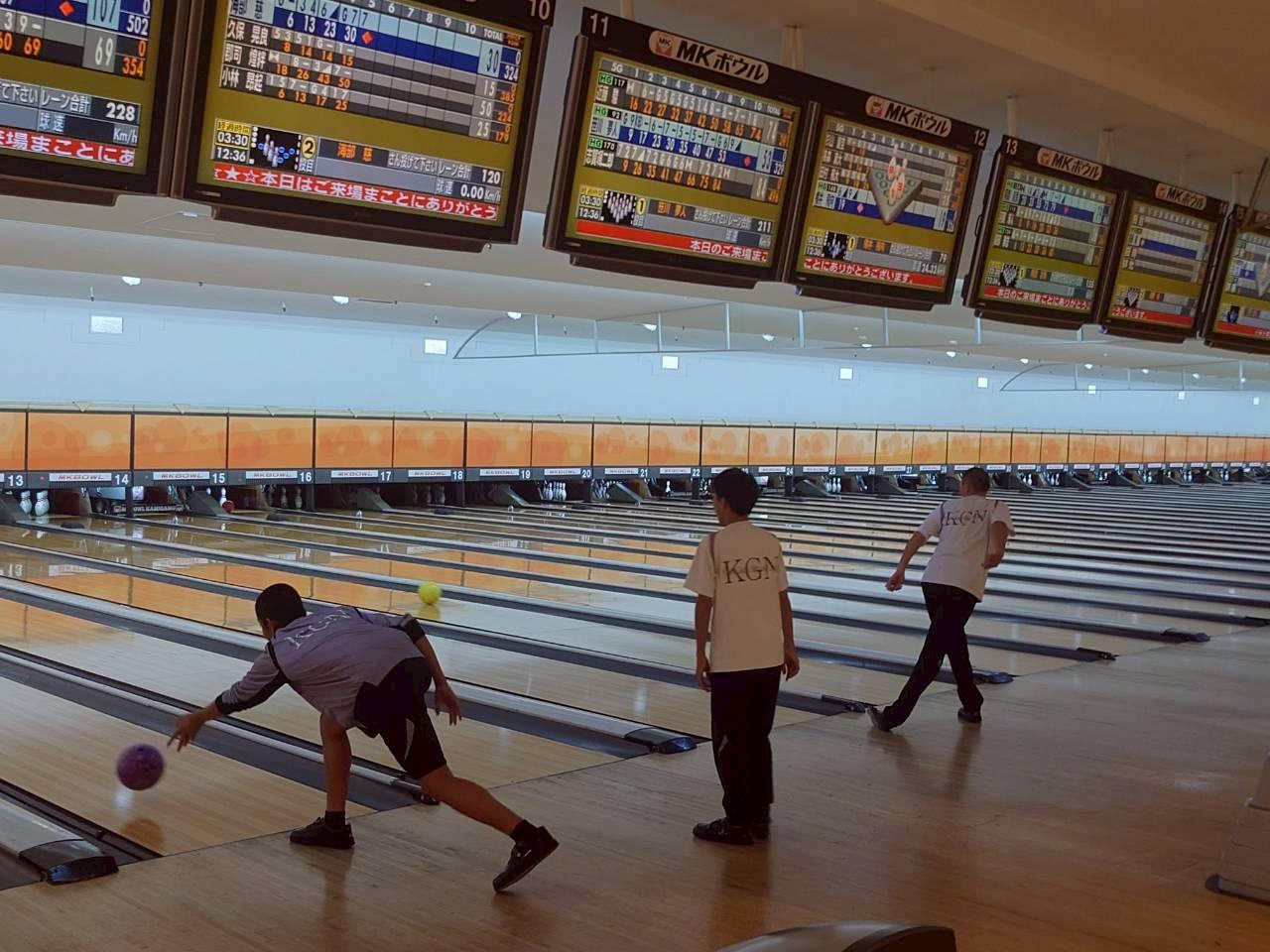 ④ボウリング実習.jpg